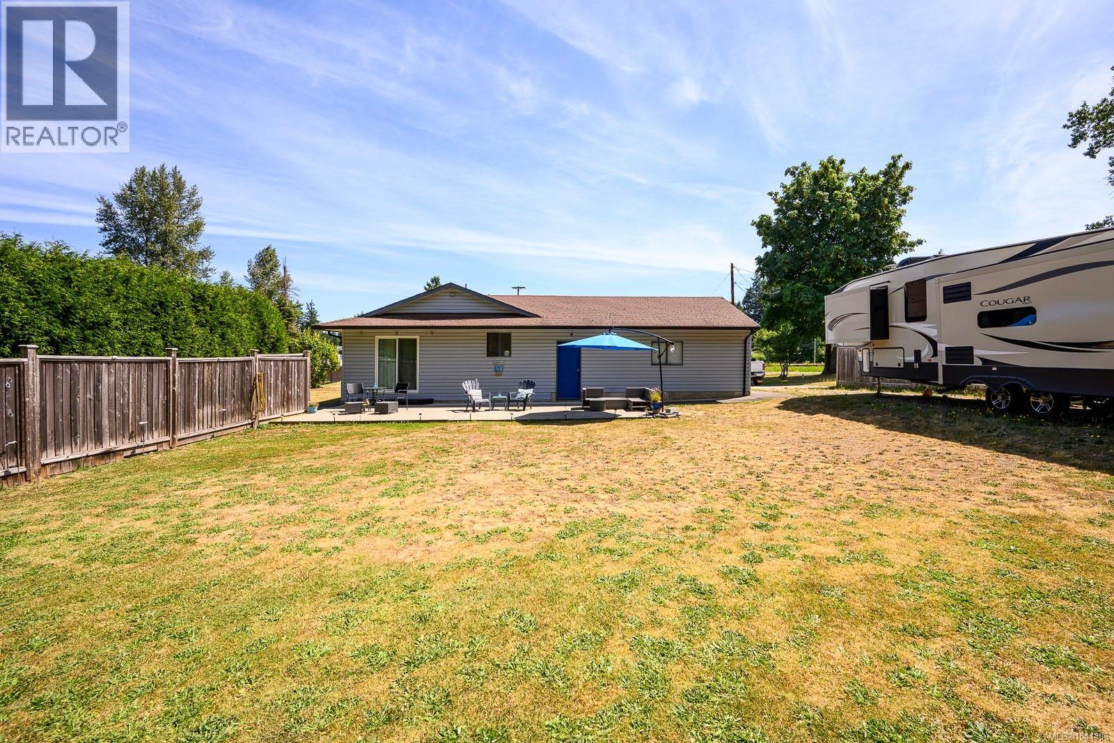 4863 Dundas Rd - 33