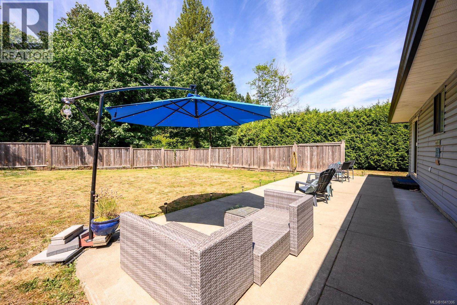 4863 Dundas Rd - 35