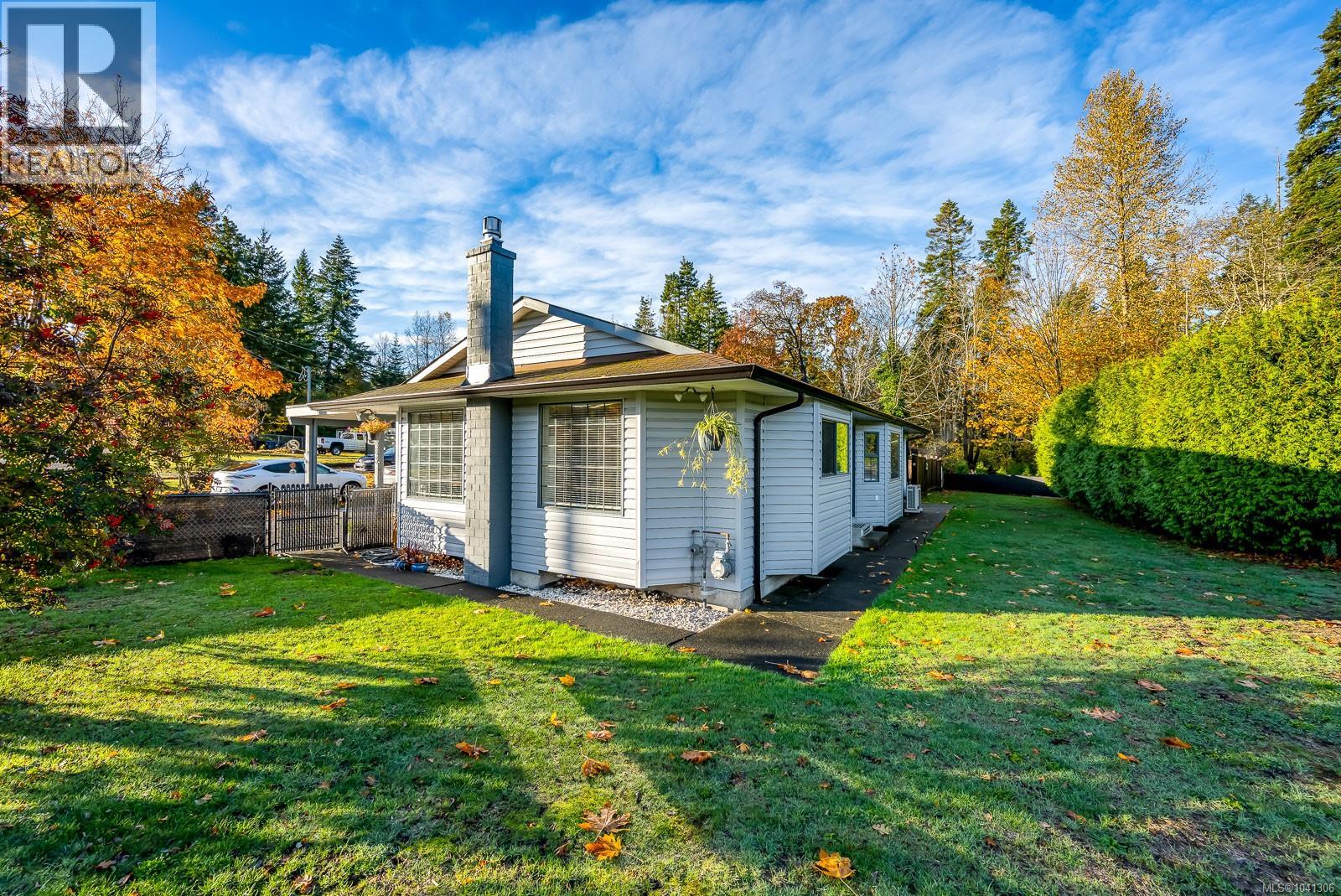 4863 Dundas Rd - 45