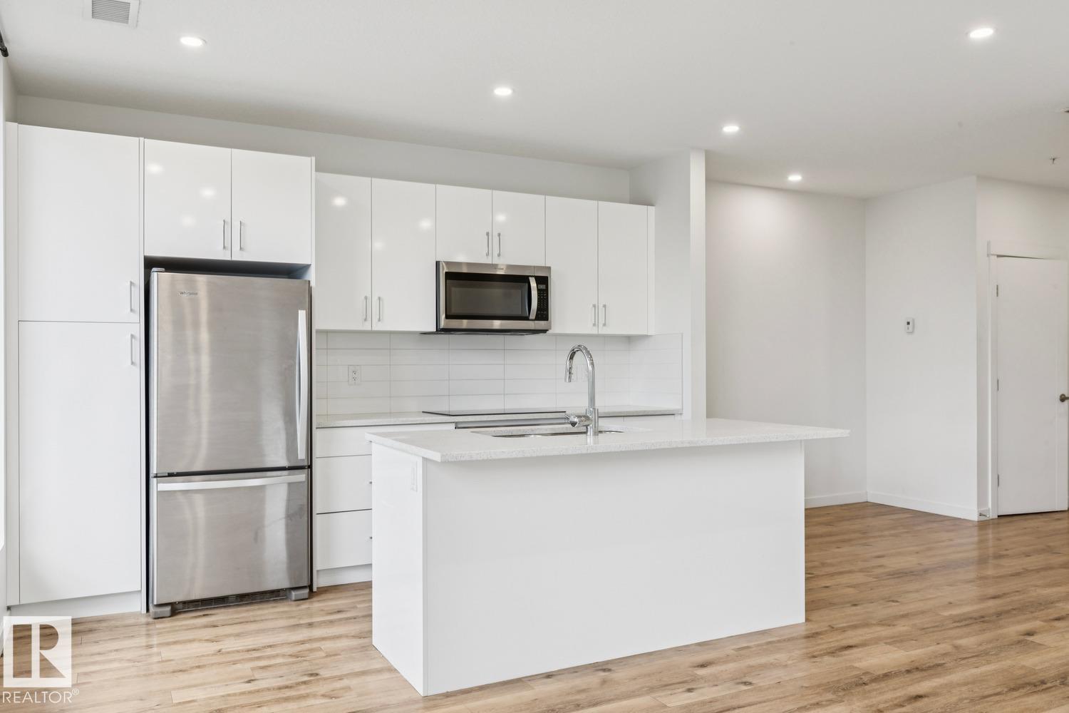 #415 11503 76 AV NW - 4