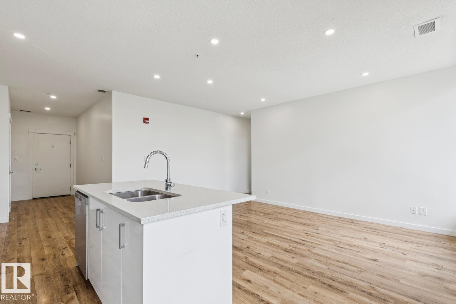 #415 11503 76 AV NW - 5