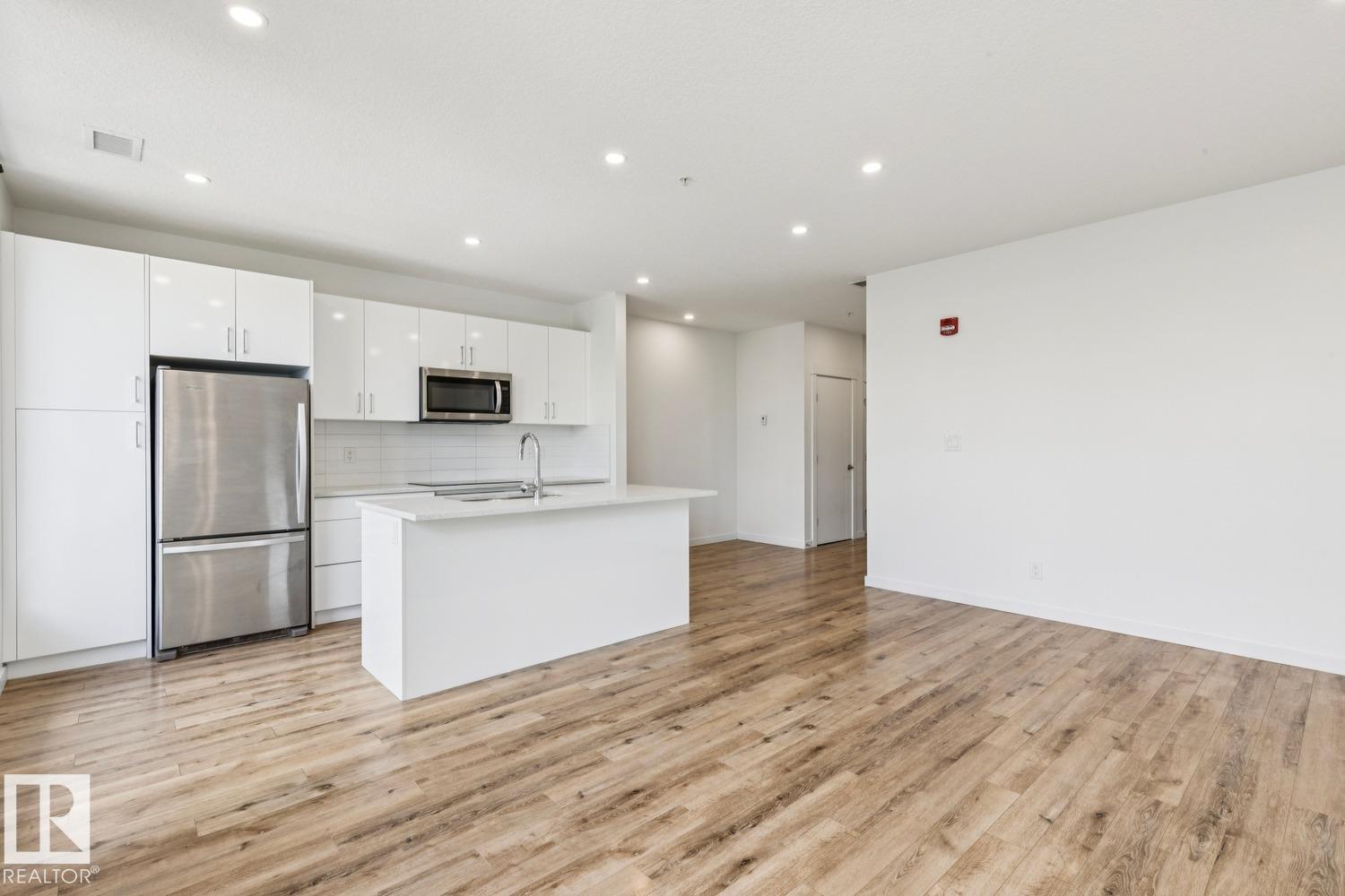 #415 11503 76 AV NW - 7