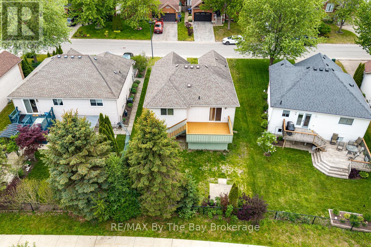 39 ROSE VALLEY WAY - 3