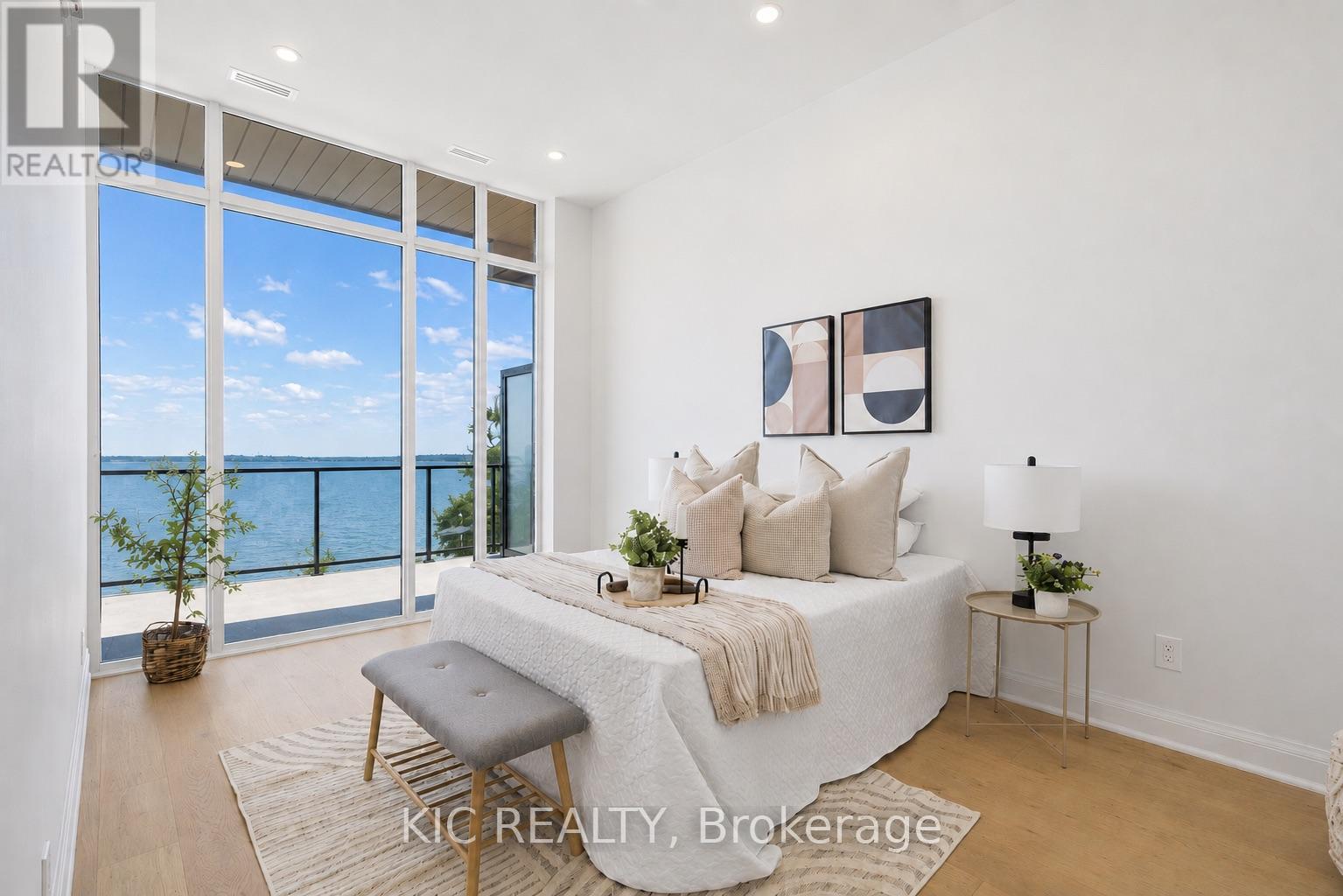 #210 99 LOUISA STREET - 15