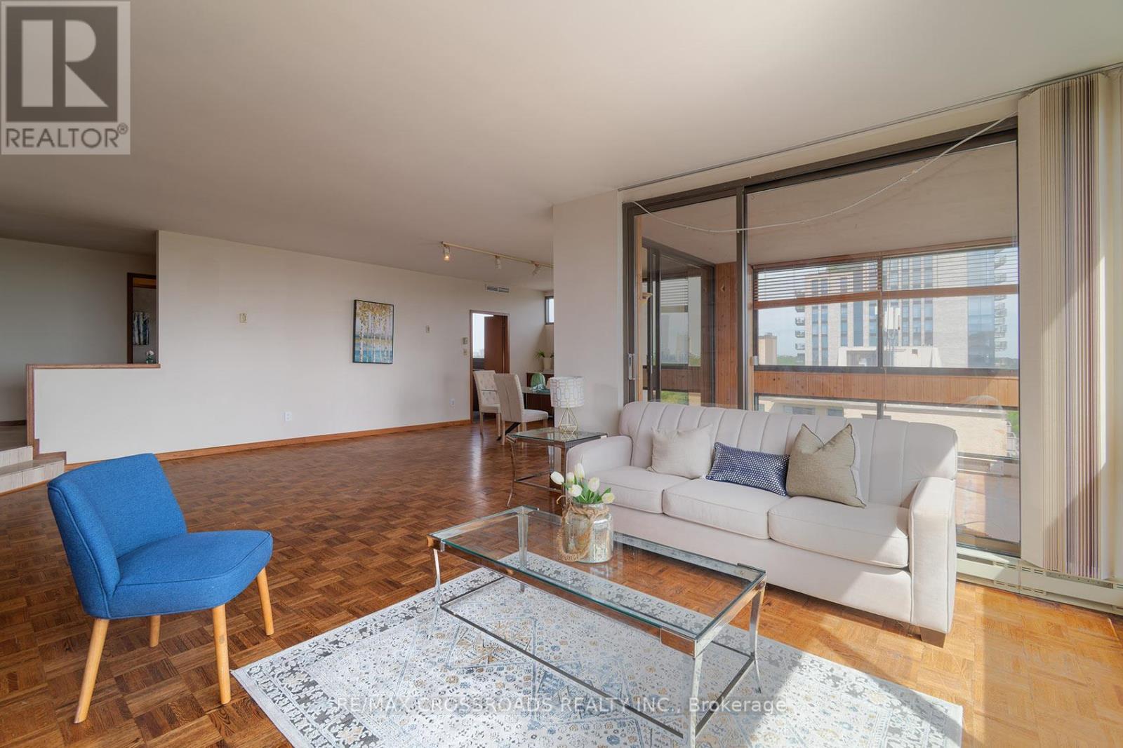150 HEATH ST W 1301-1302 - 10