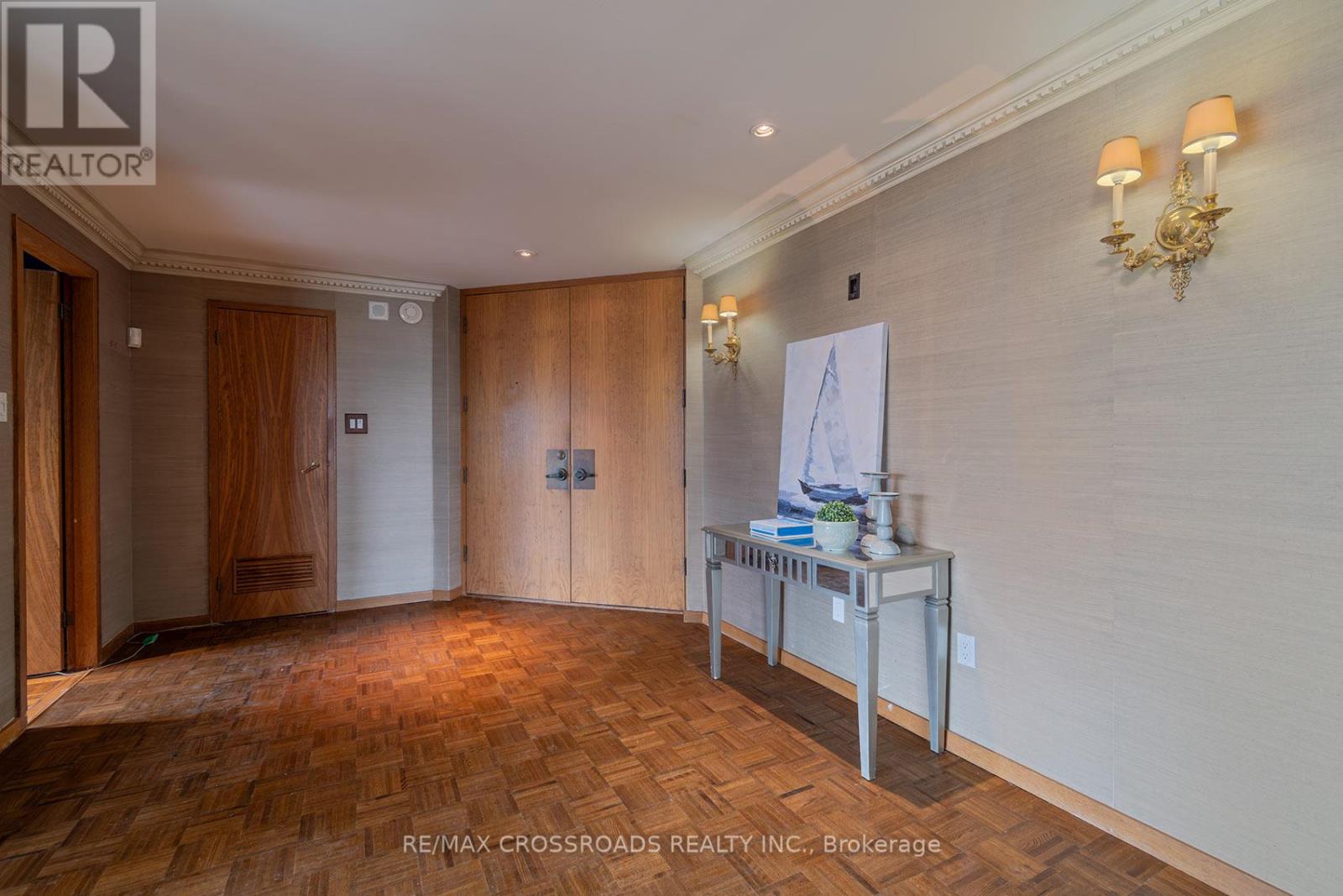 150 HEATH ST W 1301-1302 - 24