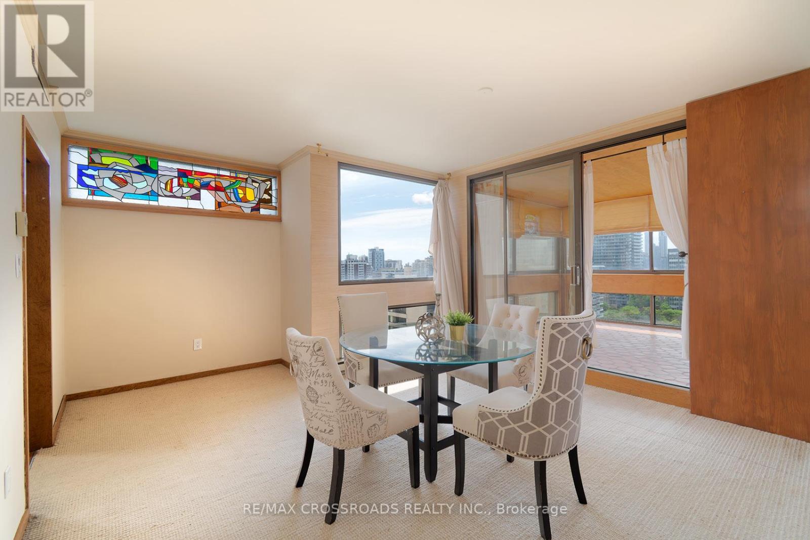 150 HEATH ST W 1301-1302 - 27
