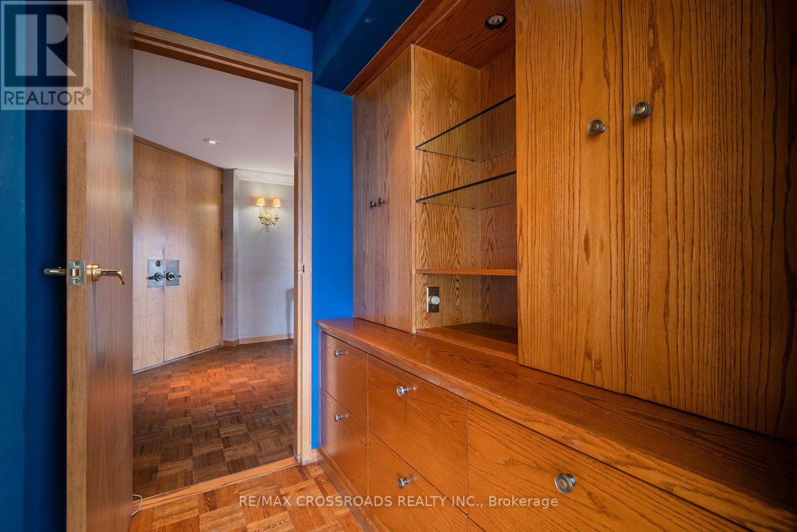 150 HEATH ST W 1301-1302 - 35