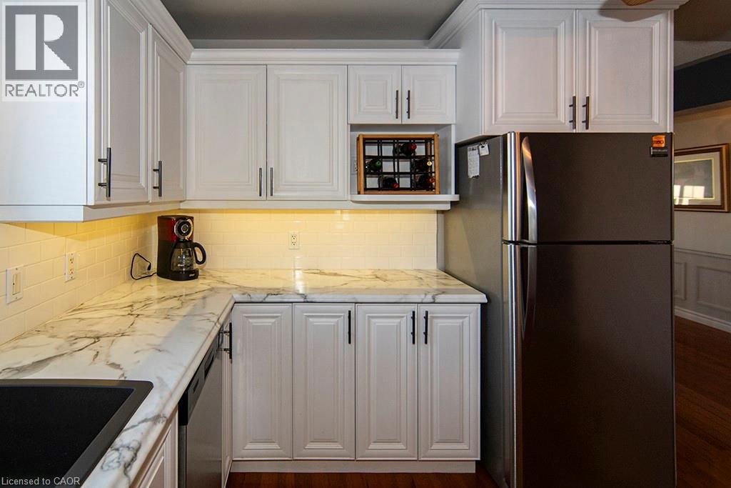 156 GRACEHILL Crescent - 19