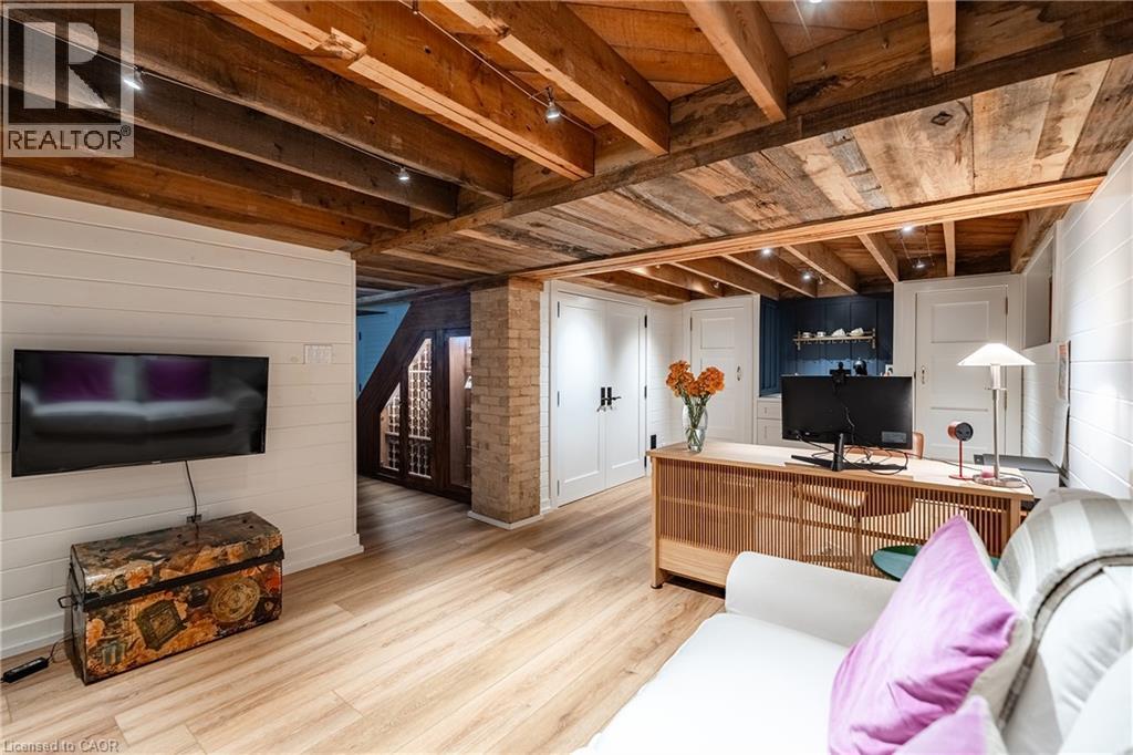 32 PARK Avenue - Image 30