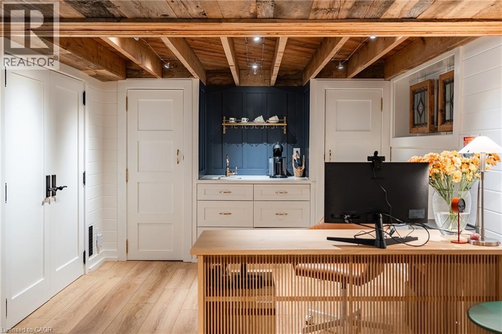 32 PARK Avenue - Image 32