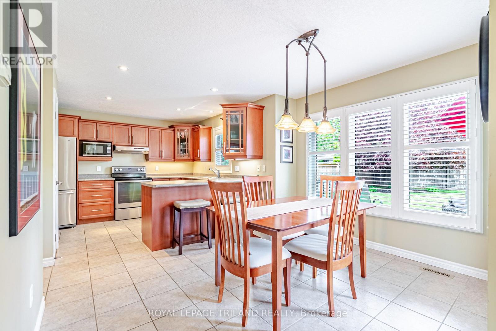 26 AUGUSTA CRESCENT - 11