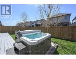 1765 Brayford Avenue, London South, ON N6K0H4 Photo 35