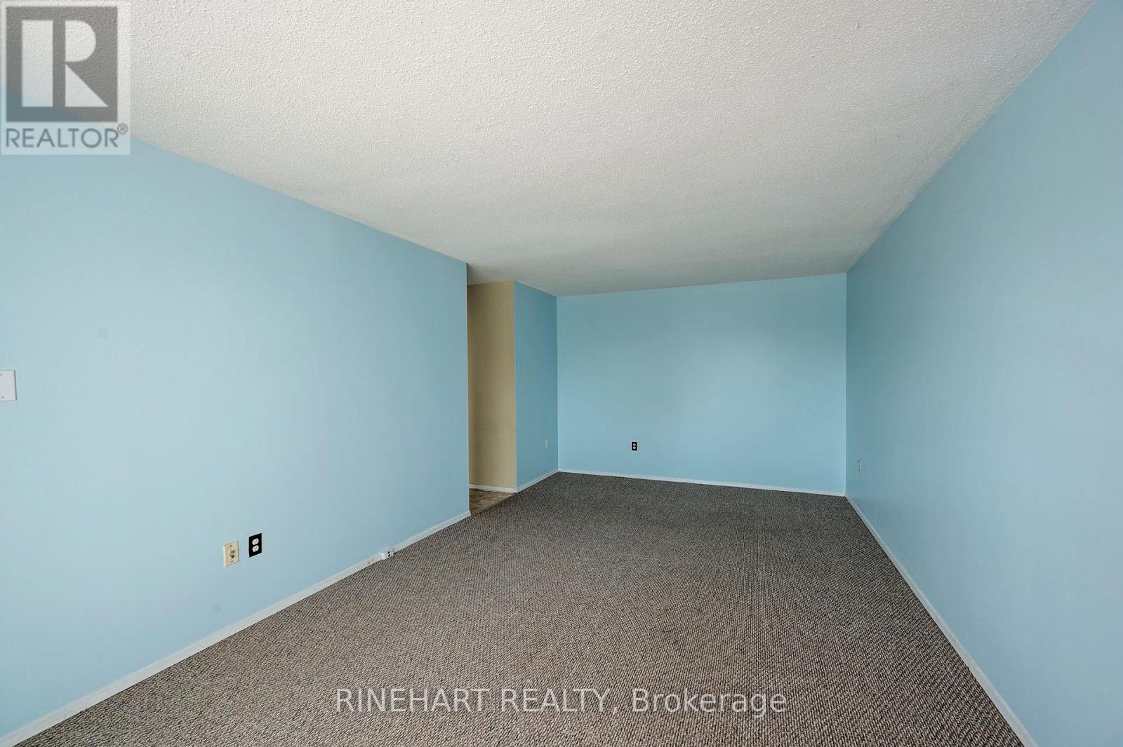 #311 600 GRENFELL DRIVE - 13