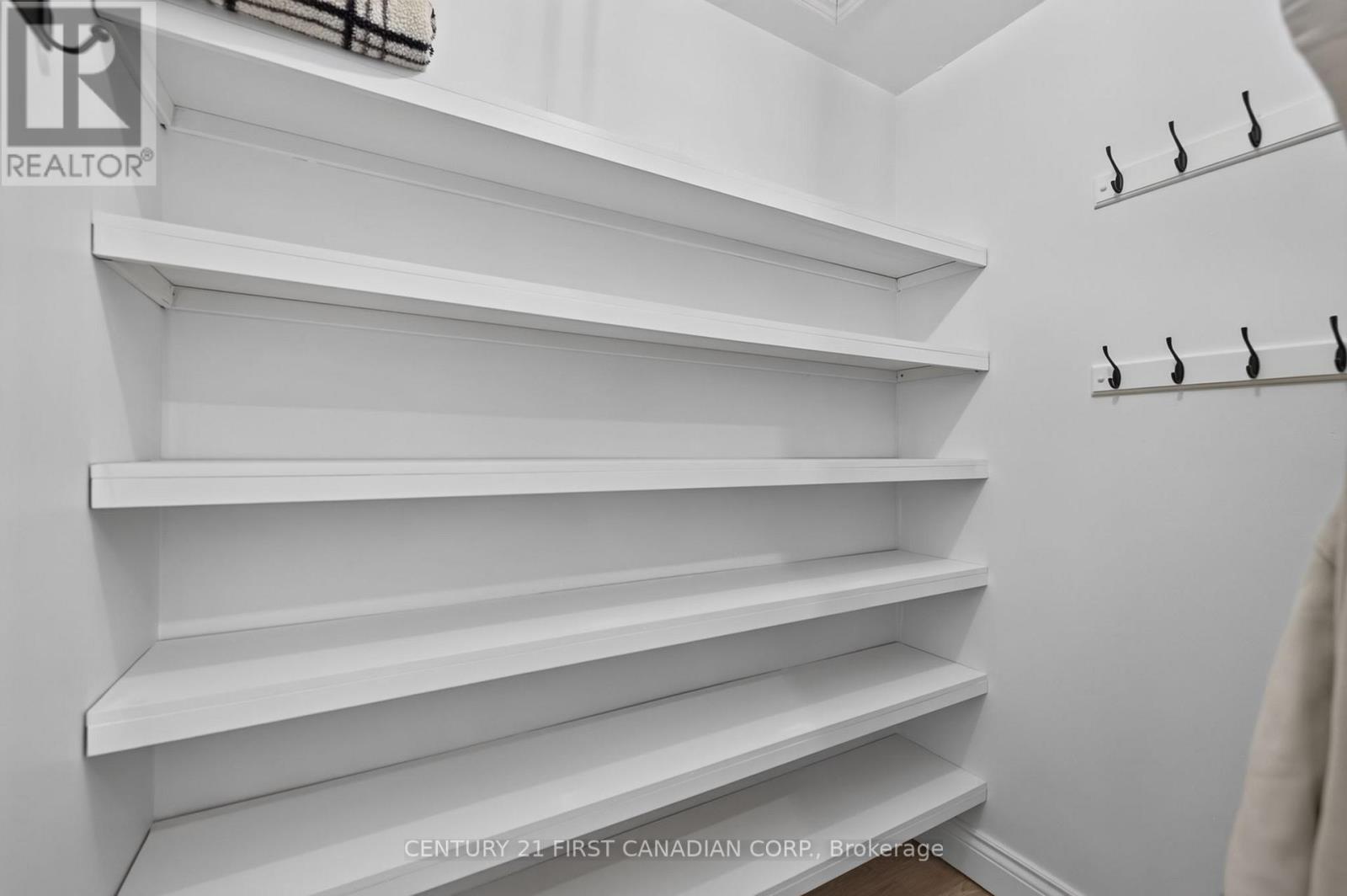 #28 1478 ADELAIDE STREET N - 25