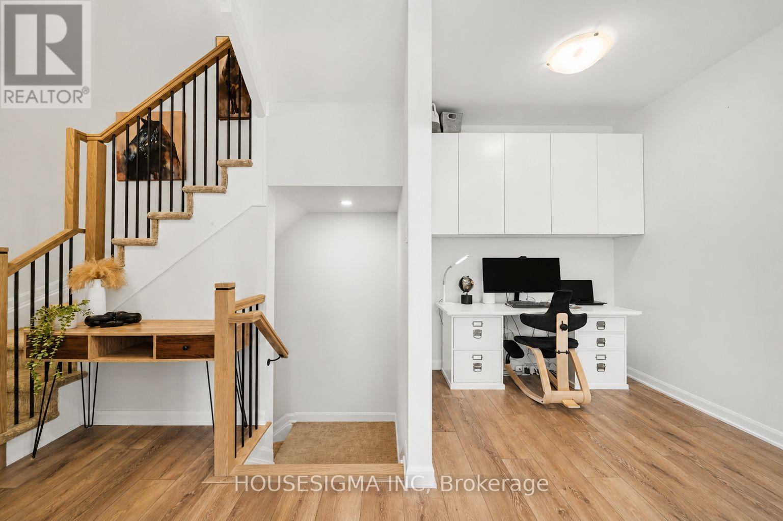 2 Bed, 2 Bath House for Sale in Ottawa – 315 RAHEEN COURT, Ottawa – MLS# X13487238 - Image 12
