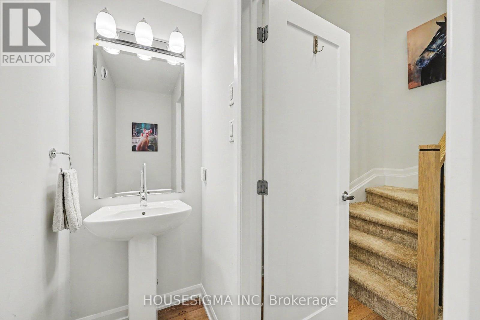 2 Bed, 2 Bath House for Sale in Ottawa – 315 RAHEEN COURT, Ottawa – MLS# X13487238 - Image 21
