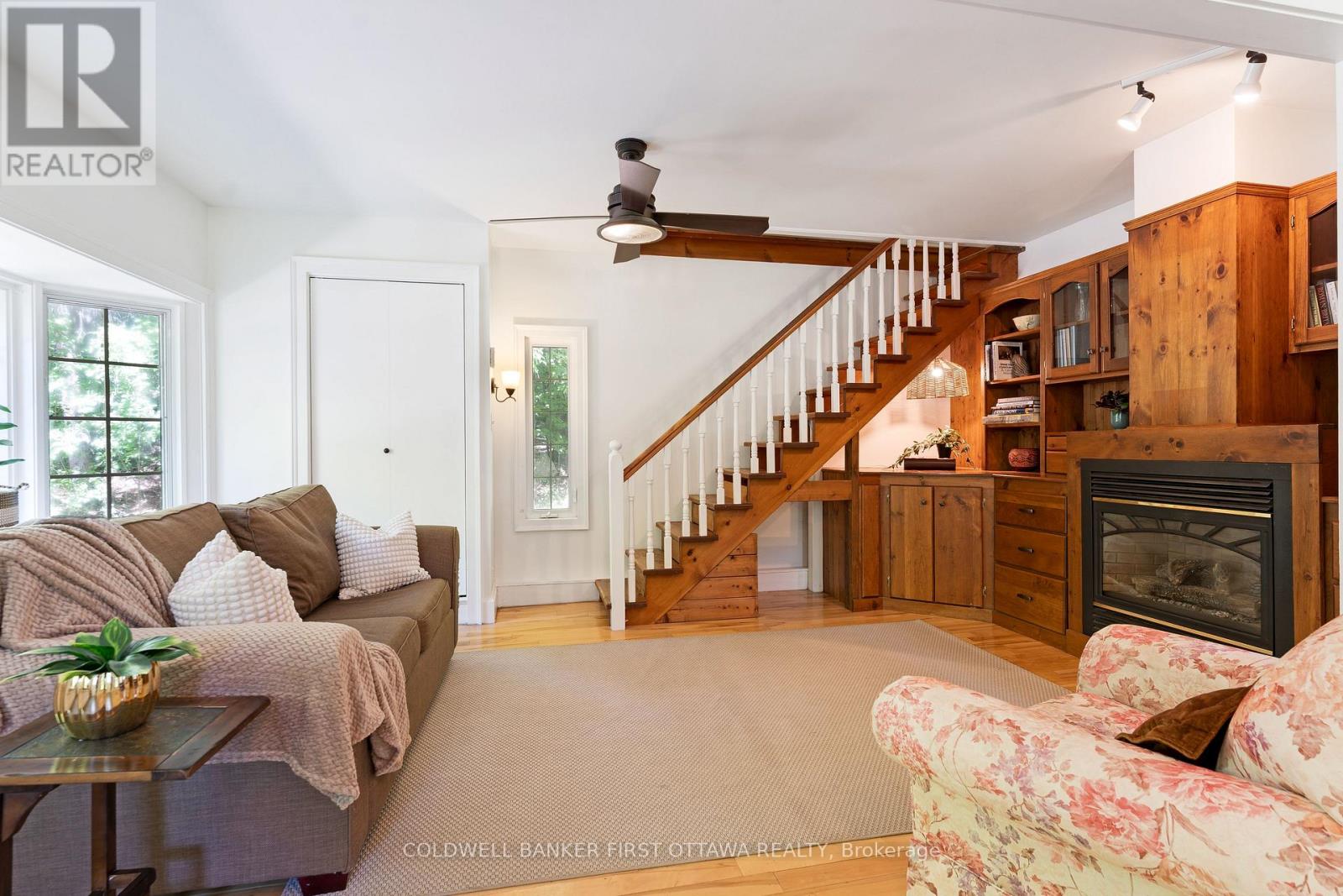 1358 RIDEAU FERRY ROAD - 10