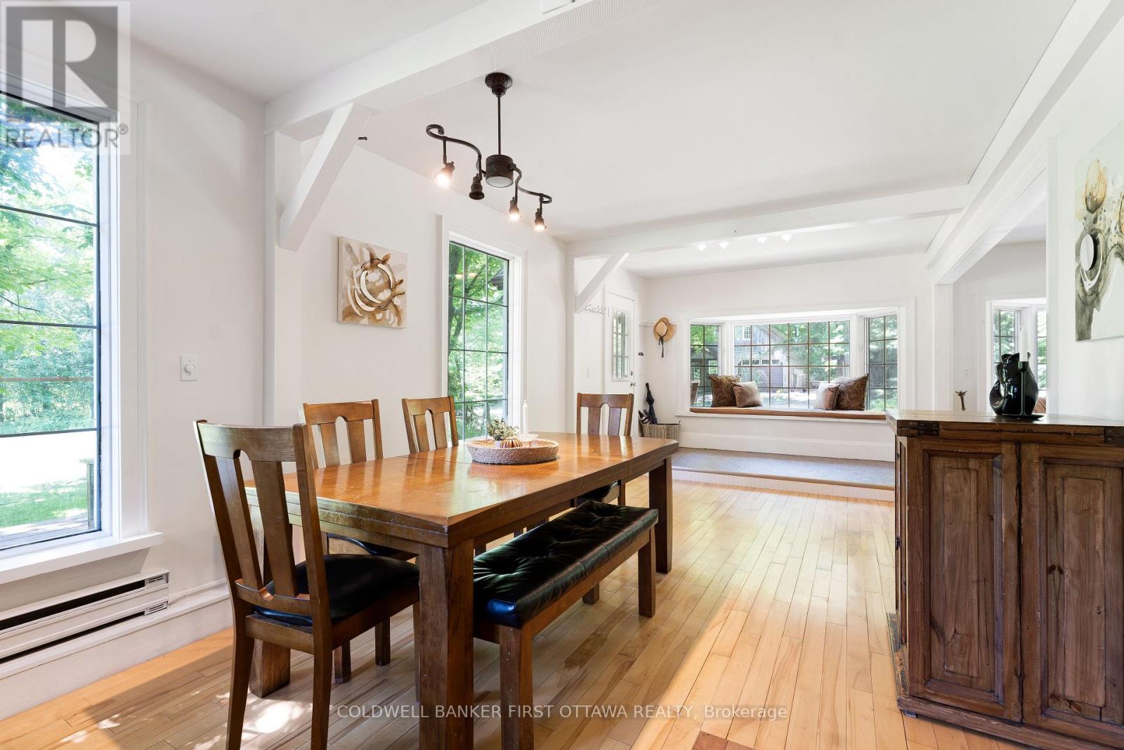 1358 RIDEAU FERRY ROAD - 12