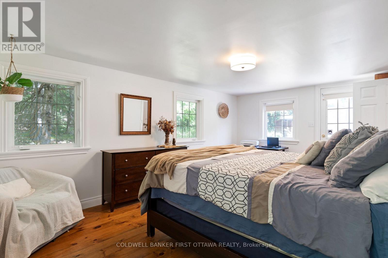 1358 RIDEAU FERRY ROAD - 27