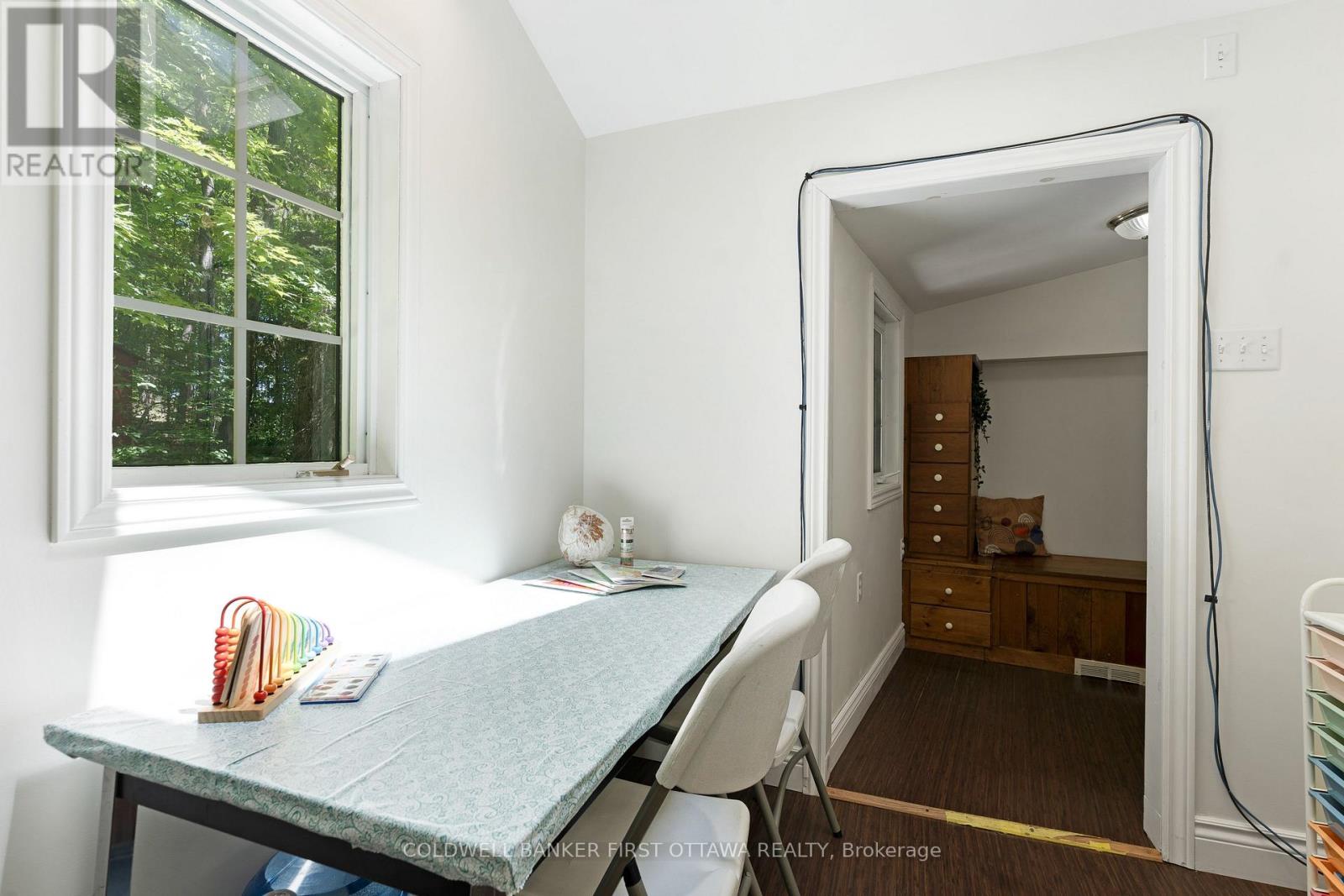 1358 RIDEAU FERRY ROAD - 31