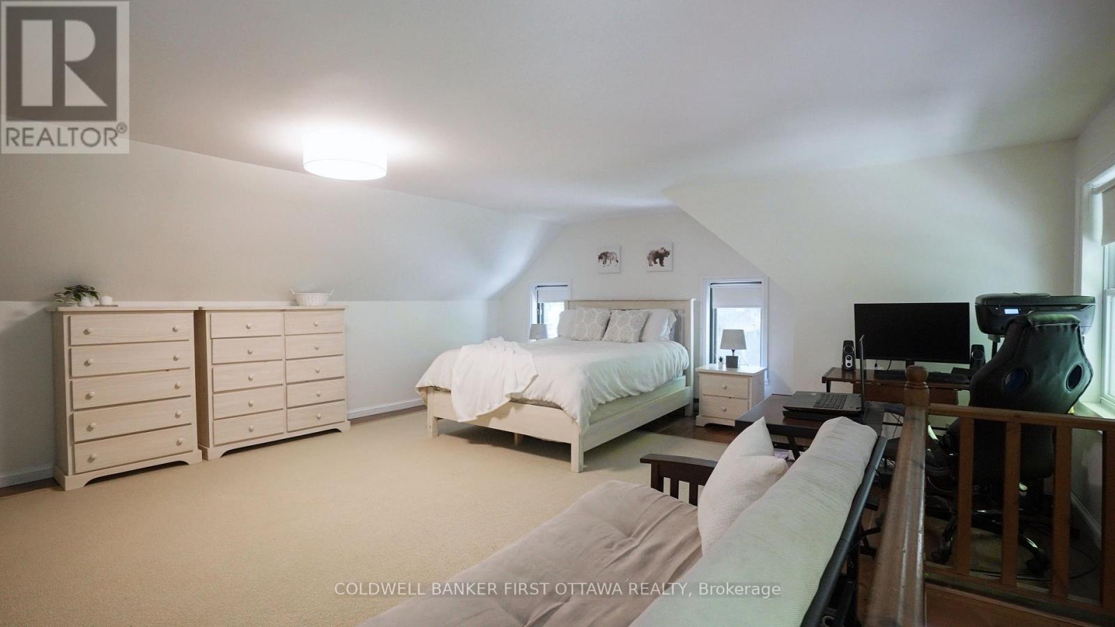 1358 RIDEAU FERRY ROAD - 32