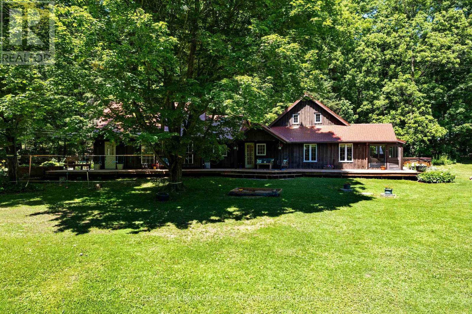 1358 RIDEAU FERRY ROAD - 45