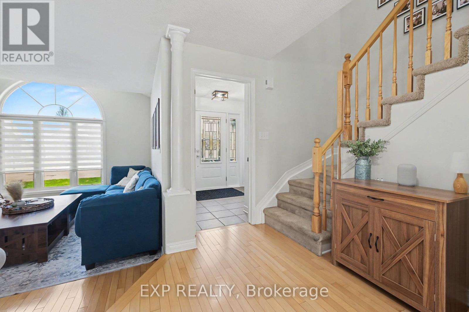 212 JASPER CRESCENT - 14