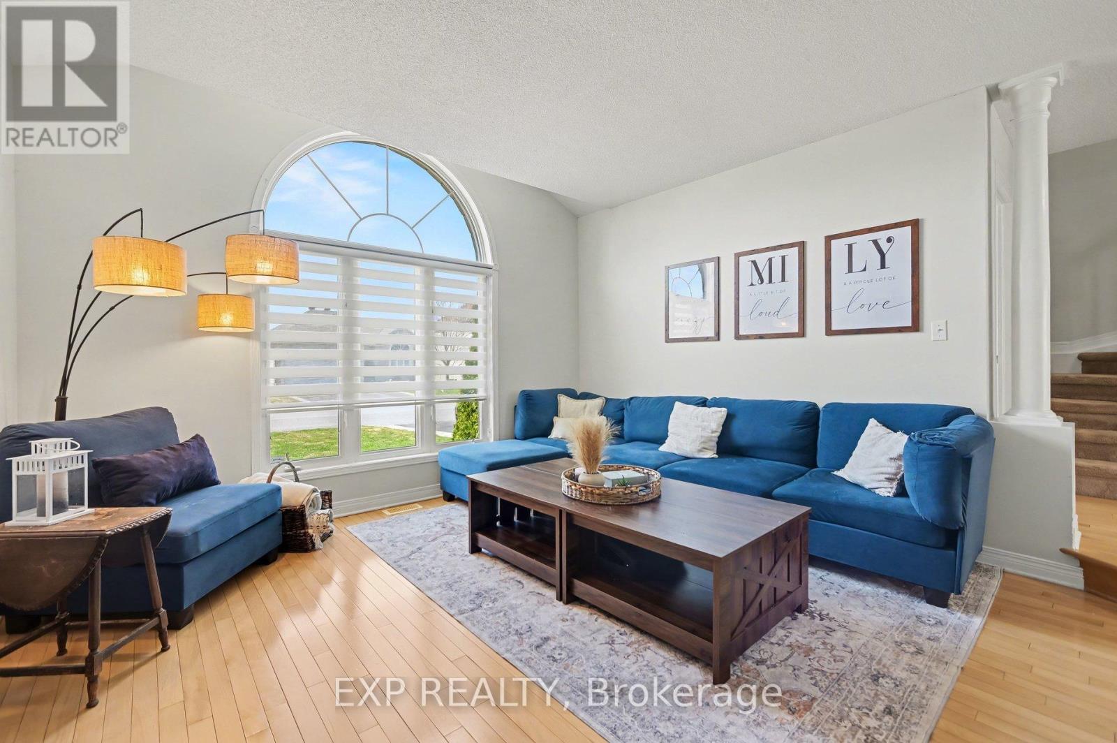 212 JASPER CRESCENT - 16