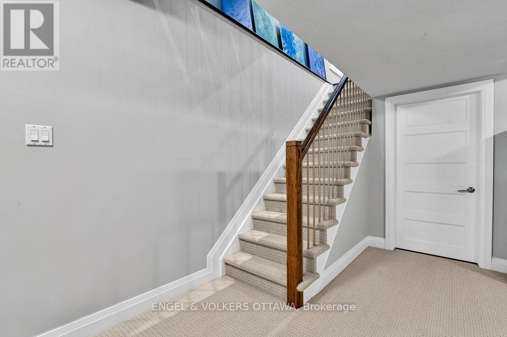 3 Bed, 4 Bath House for Sale in Ottawa – 331 DUNCAIRN AVENUE, Ottawa – MLS# X13487296 - Image 25