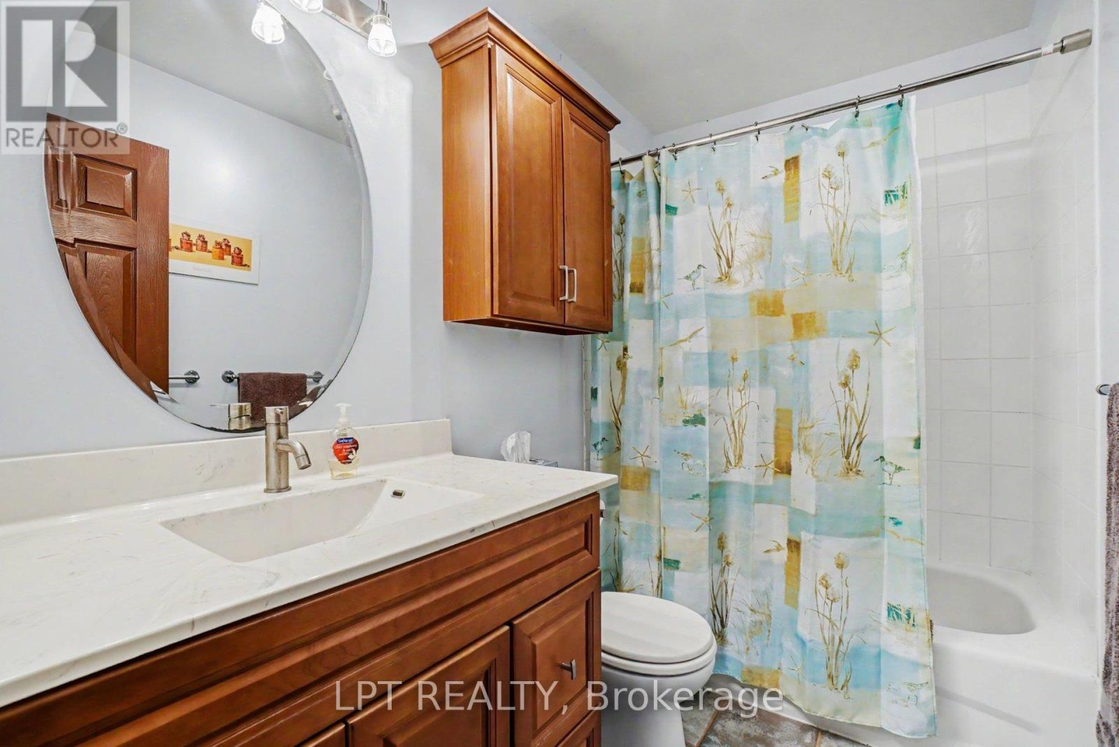 3 Bed, 2 Bath House for Sale in Ottawa – 3898 ETIENNE ROAD, Ottawa – MLS# X13487352 - Image 21