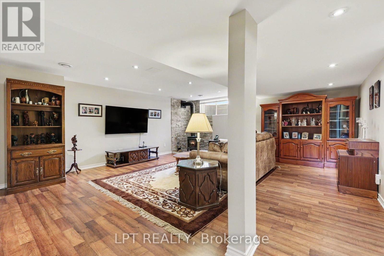 3 Bed, 3 Bath House for Sale in Ottawa – 392 BAMBURGH WAY, Ottawa – MLS# X13487354 - Image 23