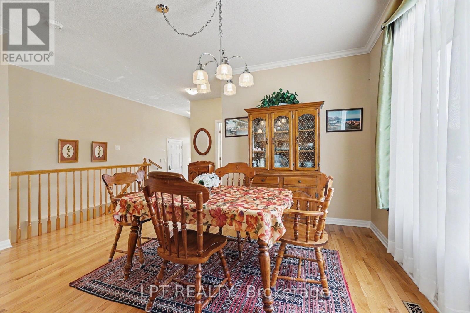 3 Bed, 3 Bath House for Sale in Ottawa – 392 BAMBURGH WAY, Ottawa – MLS# X13487354 - Image 7