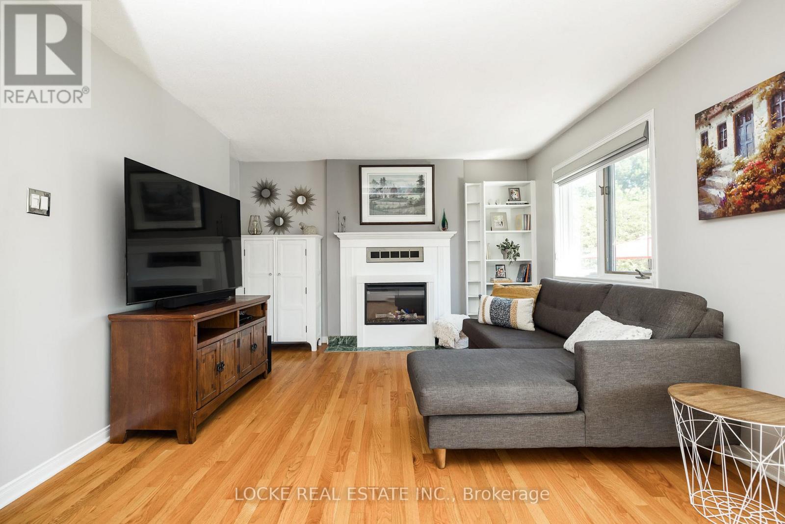 3 Bed, 3 Bath House for Sale in Ottawa – 1821 WOODHAVEN HEIGHTS, Ottawa – MLS# X13487426 - Image 20
