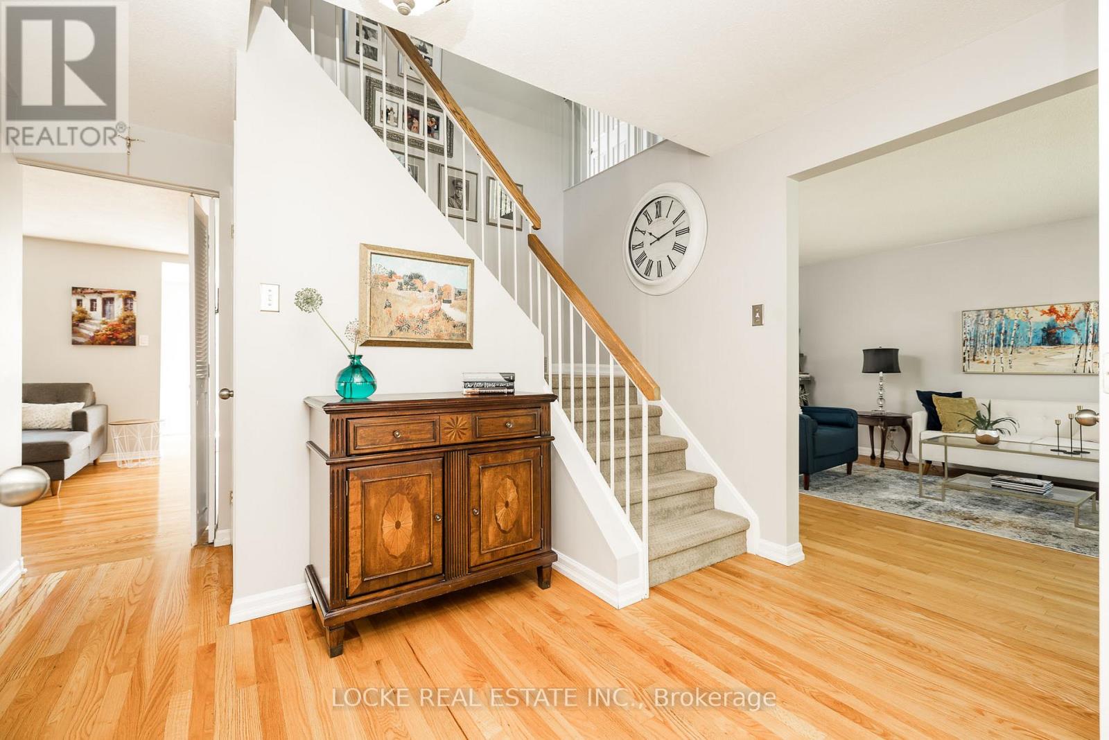 3 Bed, 3 Bath House for Sale in Ottawa – 1821 WOODHAVEN HEIGHTS, Ottawa – MLS# X13487426 - Image 6
