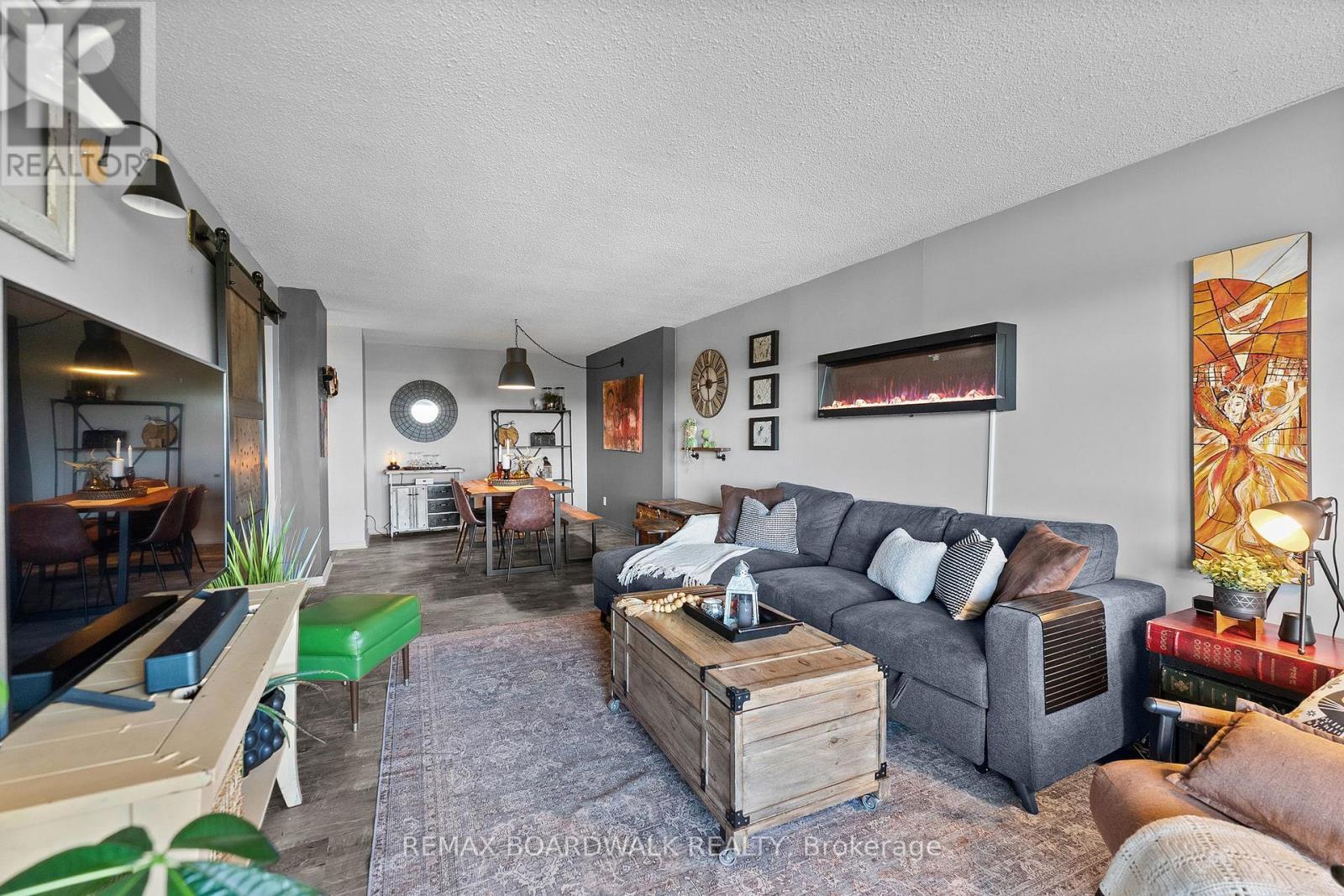 #812 40 LANDRY STREET - 10