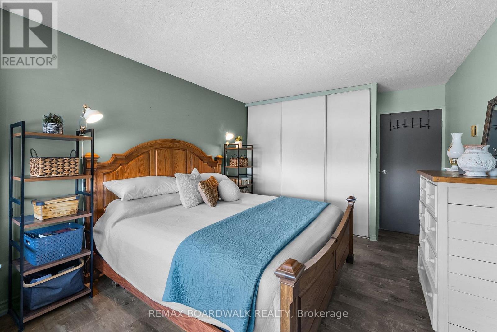 #812 40 LANDRY STREET - 23