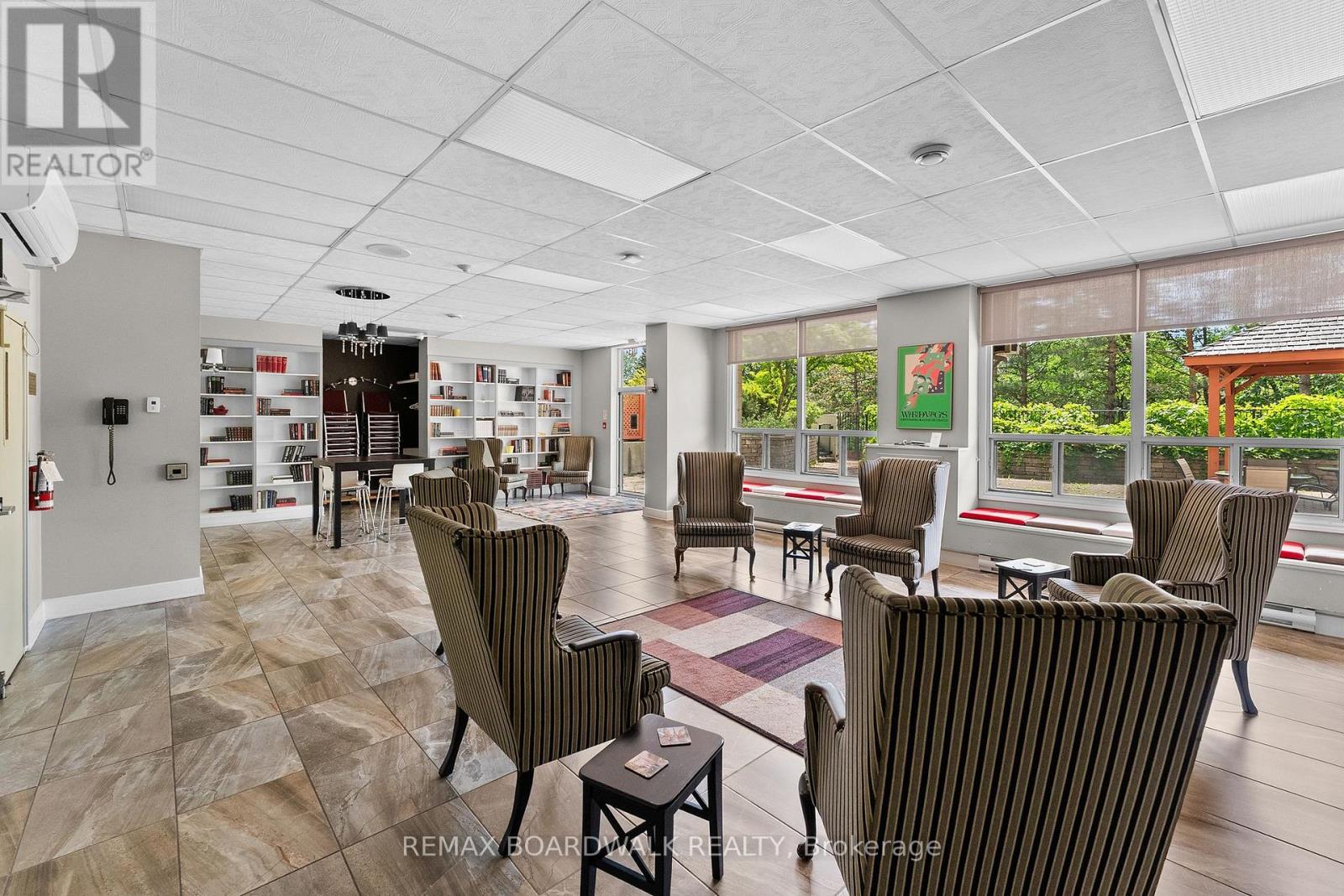 #812 40 LANDRY STREET - 30