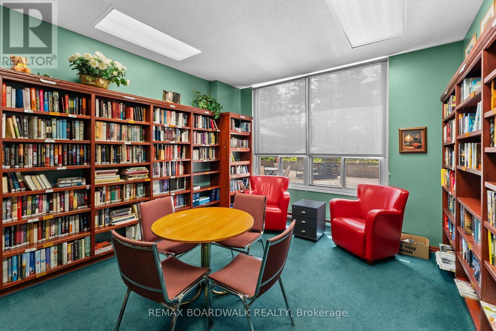 #812 40 LANDRY STREET - 32