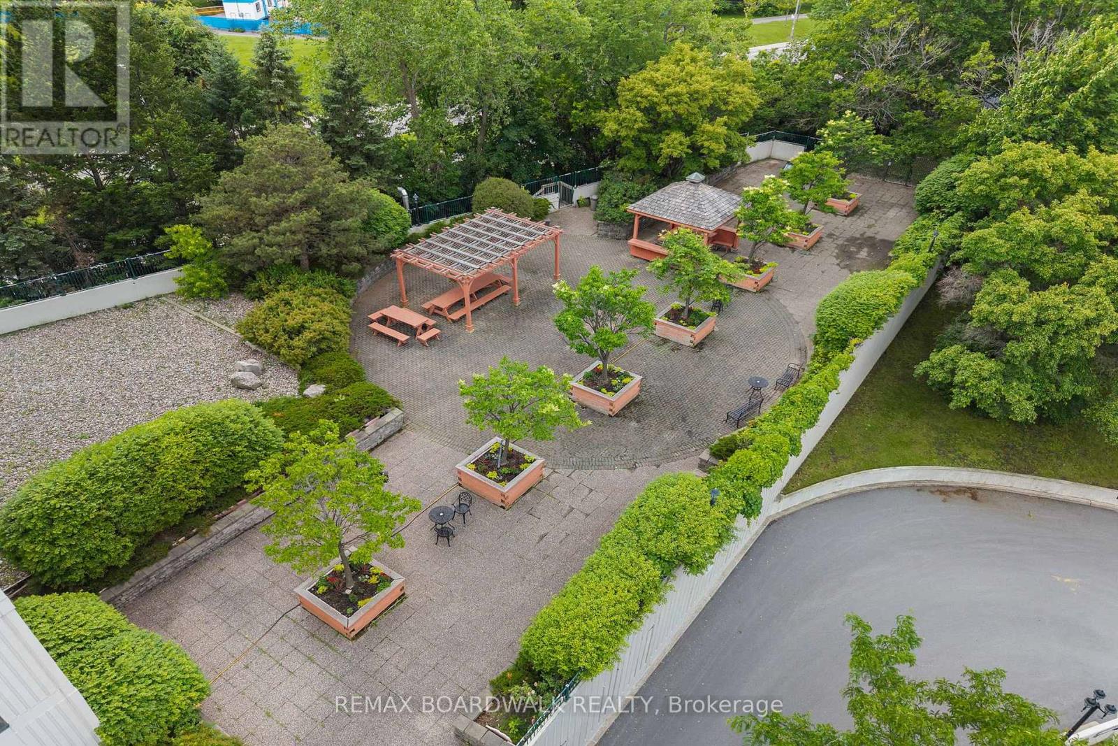 #812 40 LANDRY STREET - 40