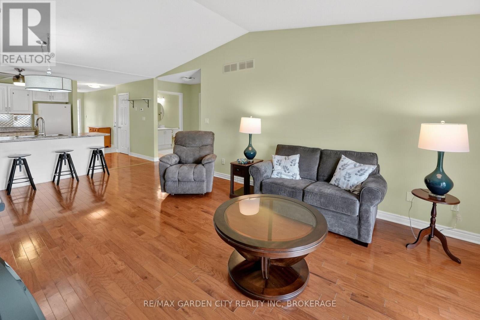 #9 162 FIRST STREET - 11