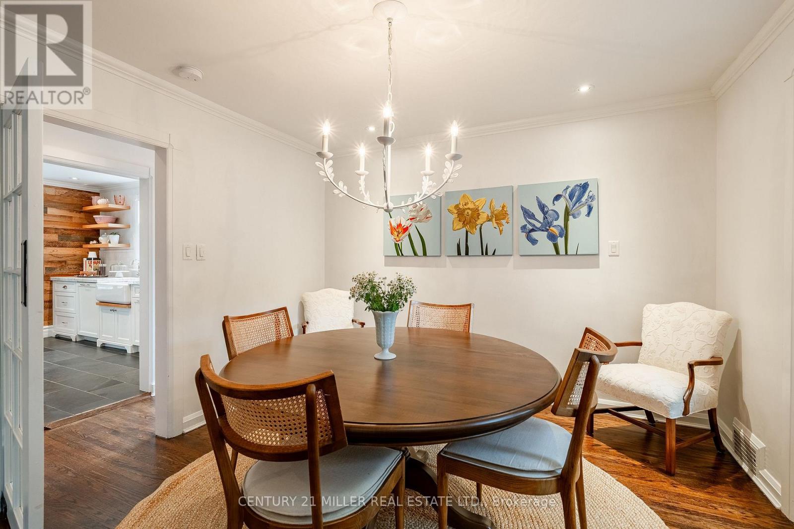 32 PARK AVENUE - 13