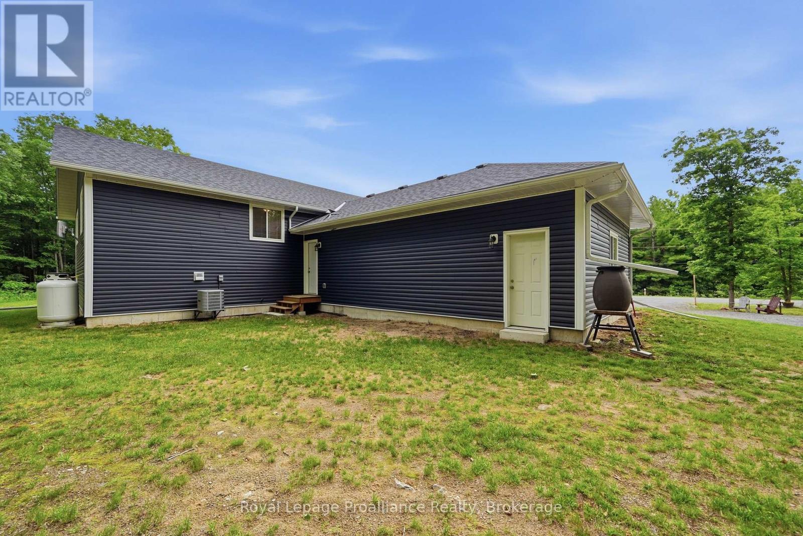1258 SPRINGBROOK ROAD - 47