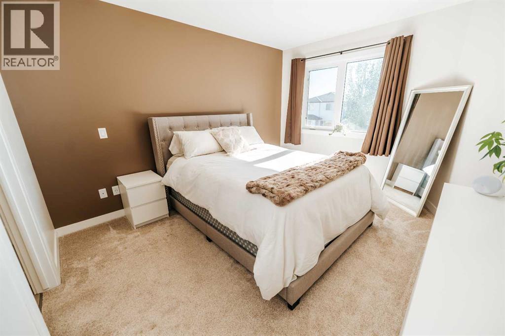 2723 45 Street S - 25
