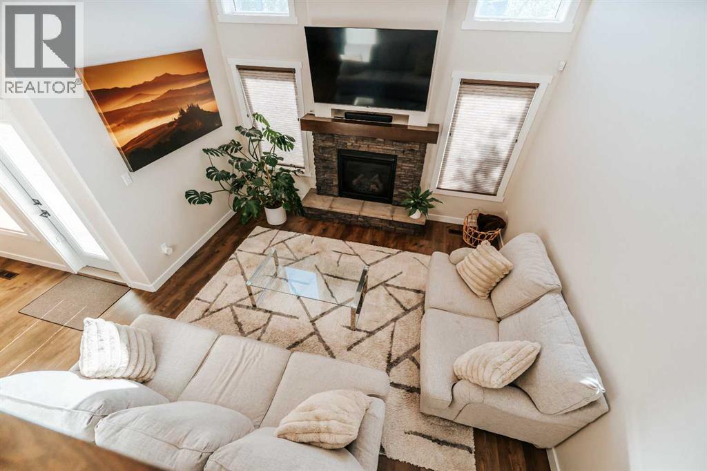 2723 45 Street S - 9