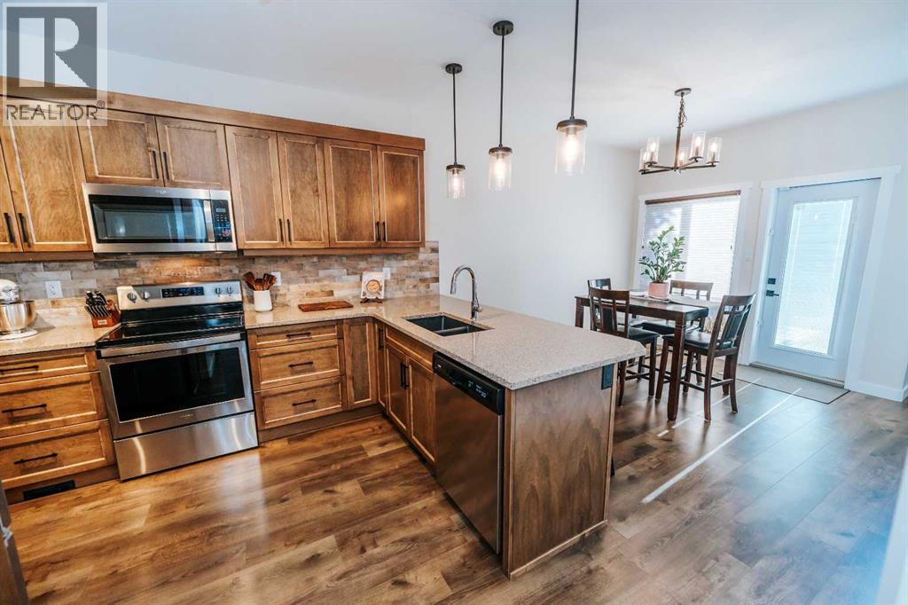 2723 45 Street S - 15