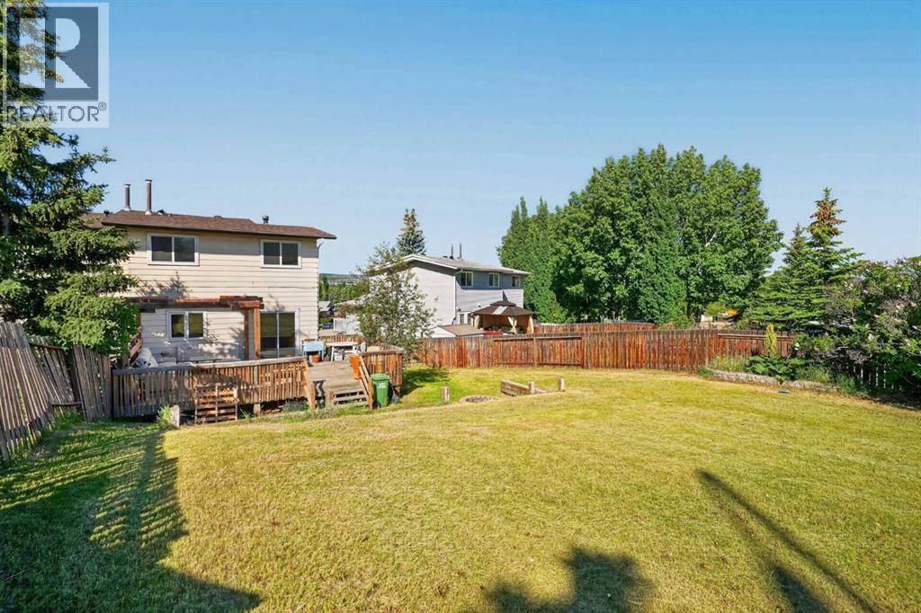 26 Glenpatrick Crescent — photo 33