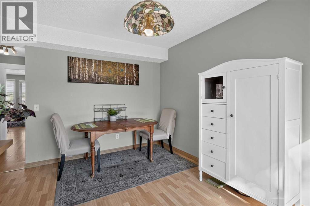 26 Glenpatrick Crescent — photo 16