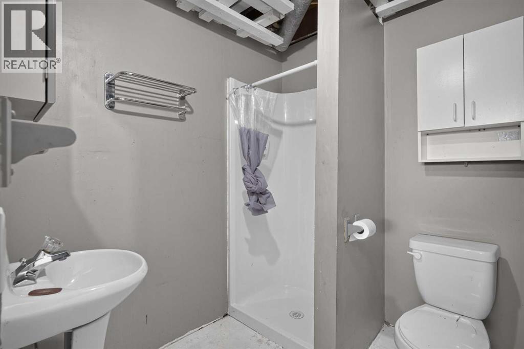 26 Glenpatrick Crescent — photo 30