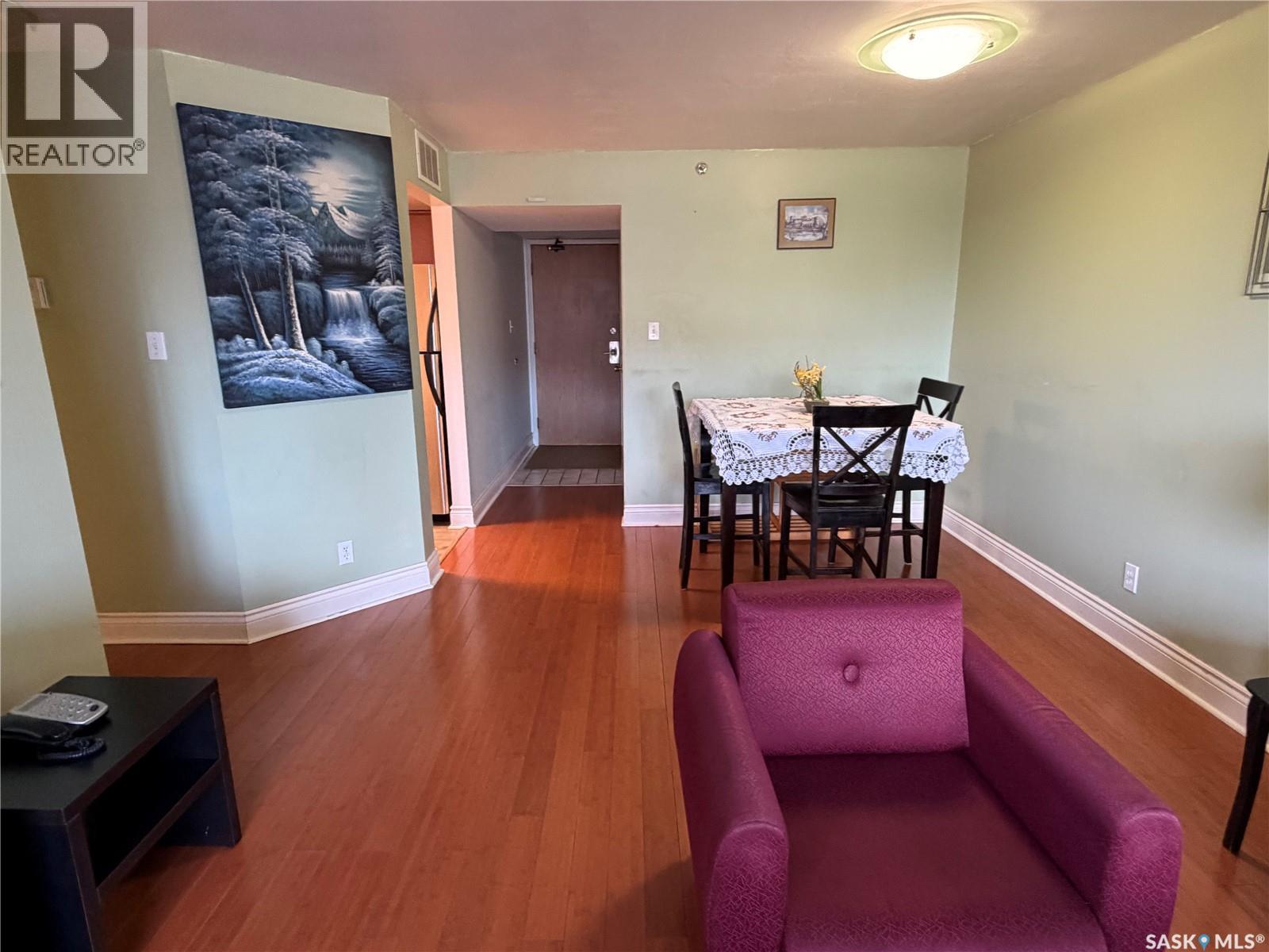 #703 311 6th AVENUE N - 9